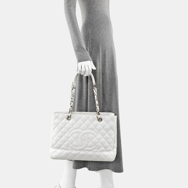 CHANEL GST Large Quilted Grained Calfskin White