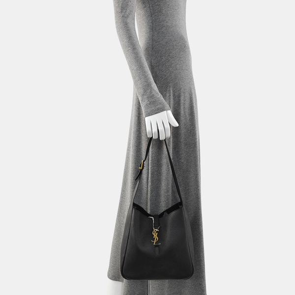 LE 5 À 7 Small Calfskin Black