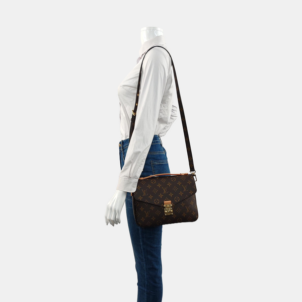 Authenticated pre-owned MÉTIS MM Monogram Coated Canvas Brown - Shoulder Bag at Looply