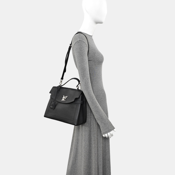 LOCKME EVER MM Calfskin Black