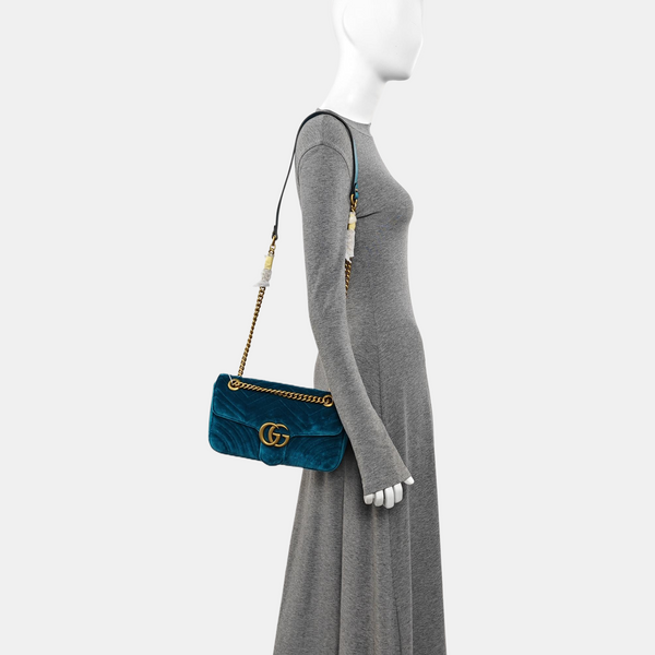 GG Marmont Medium Quilted Velvet Blue