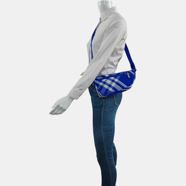 Canvas Blue