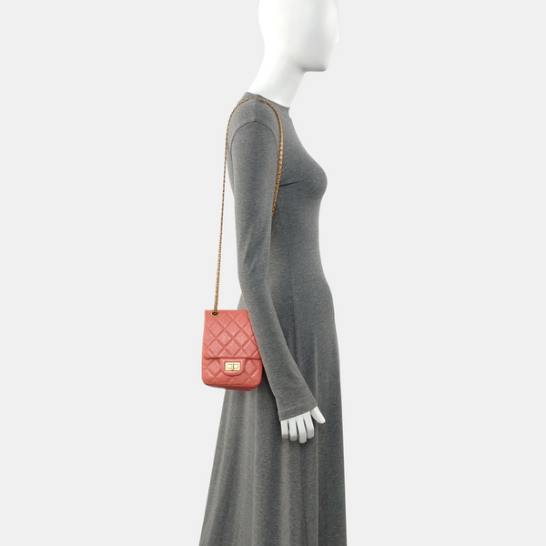 Authenticated pre-owned 2.55 Quilted Calfskin Pink - Shoulder Bag at Looply