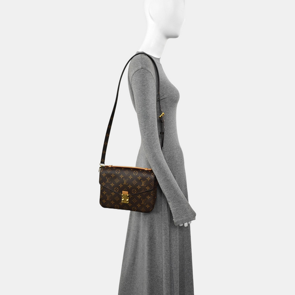 MÉTIS MM Monogram Coated Canvas Brown