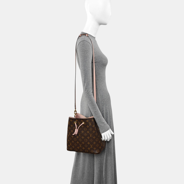 NÉONOÉ MM Monogram Coated Canvas Brown