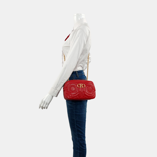 Authenticated pre-owned Gancini Quilted Calfskin Red - Shoulder Bag at Looply