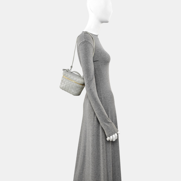 Intrecciato Small Lambskin Gray
