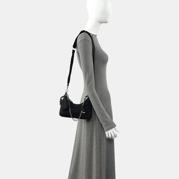 Authenticated pre-owned Re-Edition2005 Nylon Black - Crossbody Bag at Looply