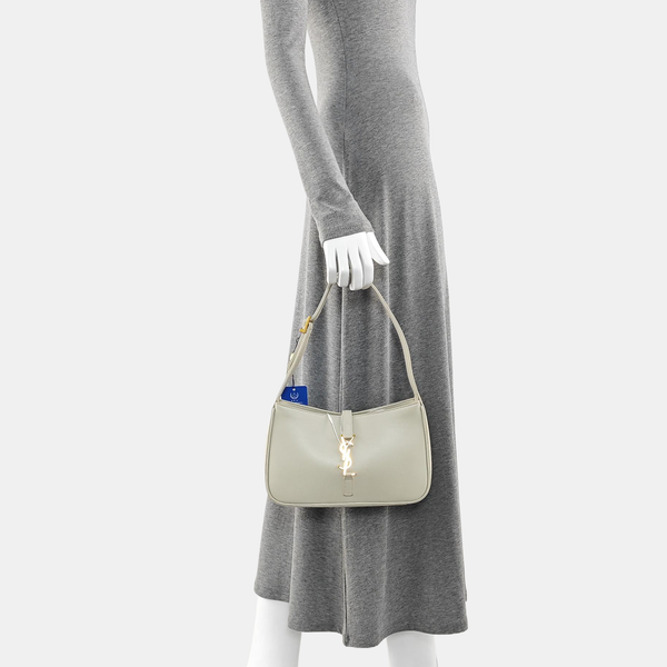 LE 5 À 7 Small Calfskin White
