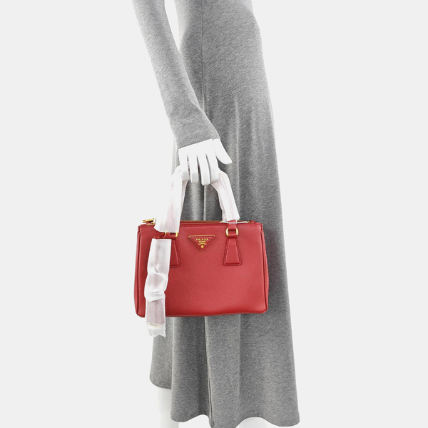 Galleria Small Saffiano Calfskin Red
