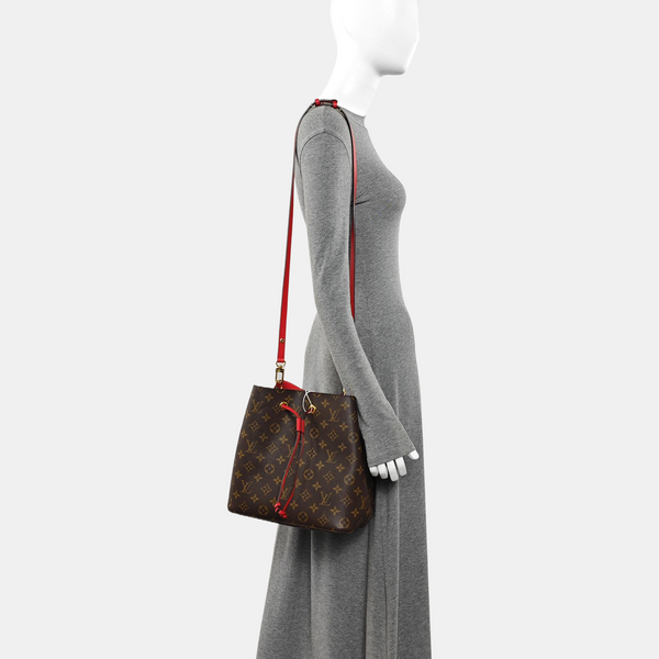 NÉONOÉ MM Monogram Coated Canvas Brown