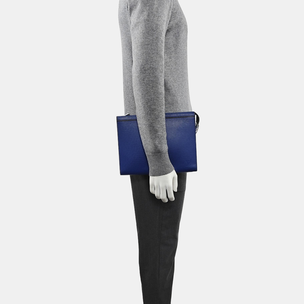Pochette Voyag MM Calfskin Blue