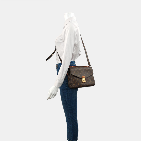 MÉTIS MM Monogram Coated Canvas Brown