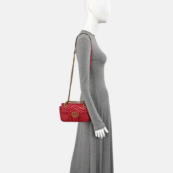 GG Marmont Small Quilted Calfskin Red