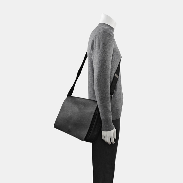 Calfskin Shoulder Bag Black