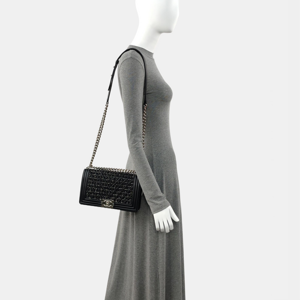 BOY CHANEL Chevron Wool Black