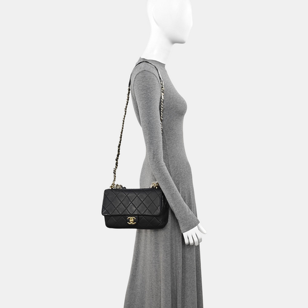 Quilted Lambskin Shoulder Bag Black