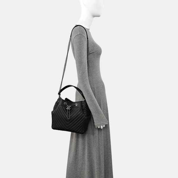Chevron Deer Leather Shoulder Bag Black