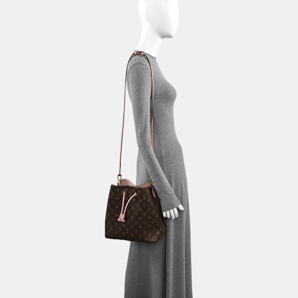 NÉONOÉ MM Monogram Coated Canvas Brown