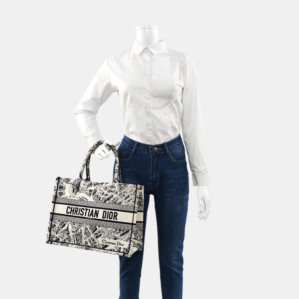 Book Tote Medium Canvas White