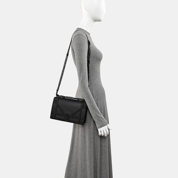 Diorama Medium Calfskin Black