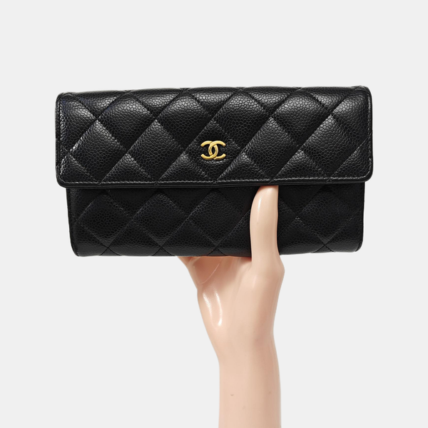 CLASSIC FLAP Mini Quilted Grained Calfskin Black Wallet