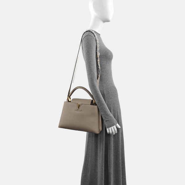CAPUCINES MM Calfskin Gray