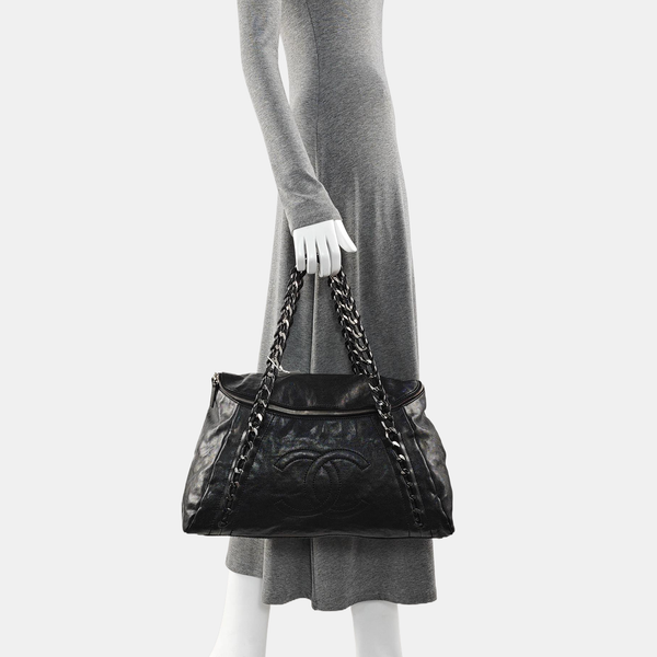 LUXURY LINE Grained Calfskin Black