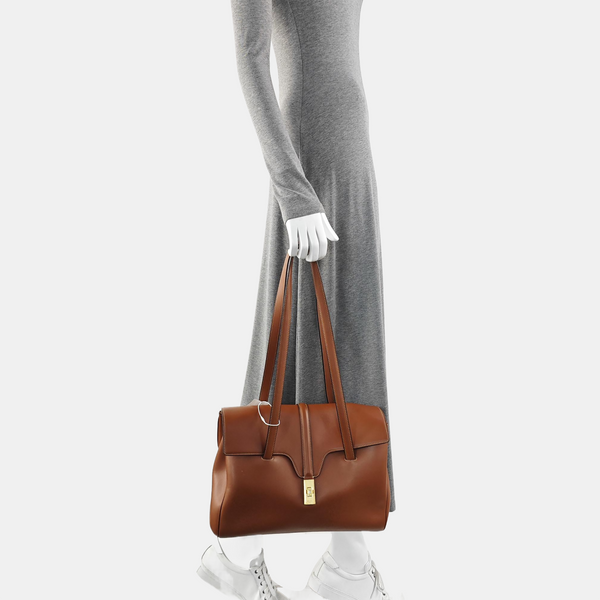 16 Medium Calfskin Brown