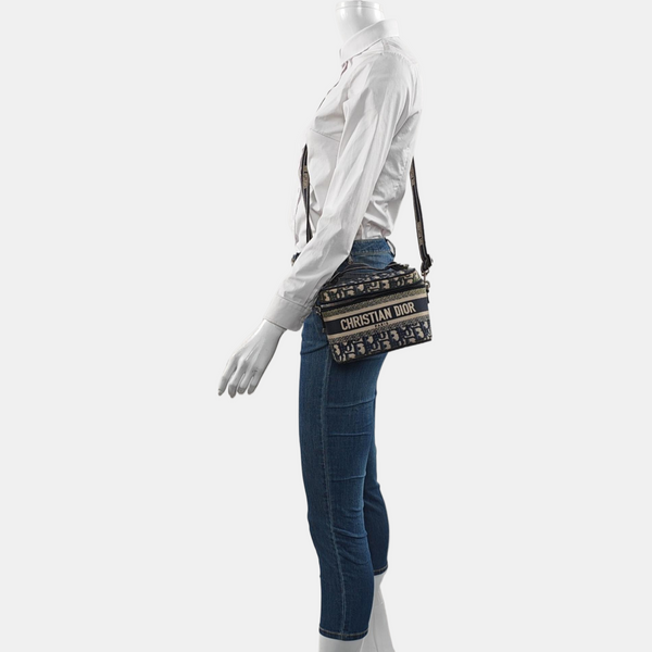 Travel Vanity Canvas Blue