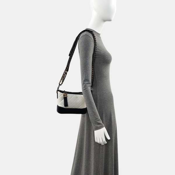 Authenticated pre-owned GABRIELLE Small Chevron, Quilted Calfskin White - Shoulder Bag at Looply