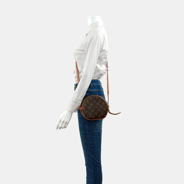 BOITE CHAPEAU PM Monogram Coated Canvas Brown