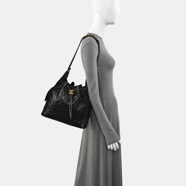 CHANEL 25 Medium Quilted Calfskin Black