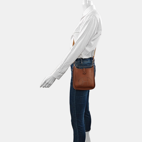 Authenticated pre-owned Evelyne TPM Clemence Brown - Shoulder Bag at Looply