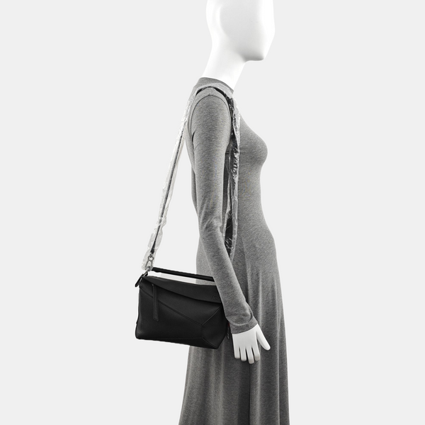 Puzzle Edge Small Calfskin Black