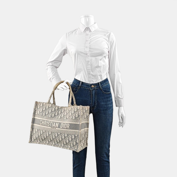 Book Tote Medium Oblique Canvas Gray