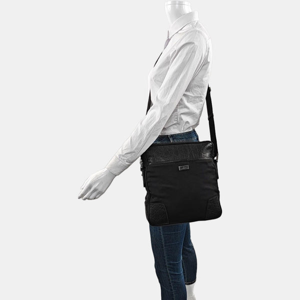 Messenger Fabric Black