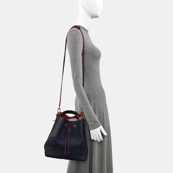 NÉONOÉ MM Calfskin Blue