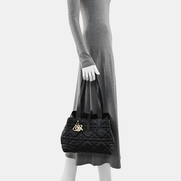 Toujours Medium Cannage Calfskin Black