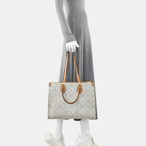 ONTHEGO MM Fabric White