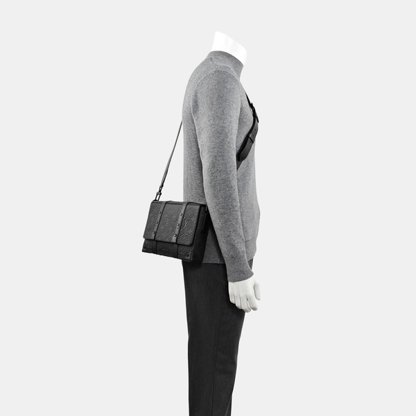 TRUNK PM Calfskin Black