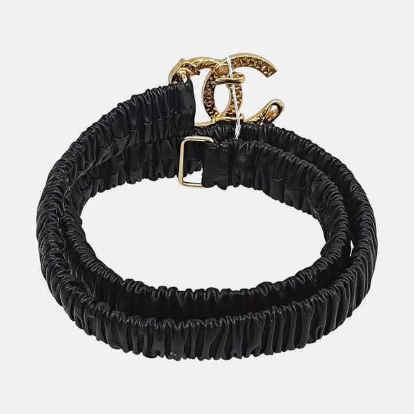 Cinturón de cuero negro