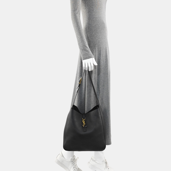 LE 5 À 7 Calfskin Black