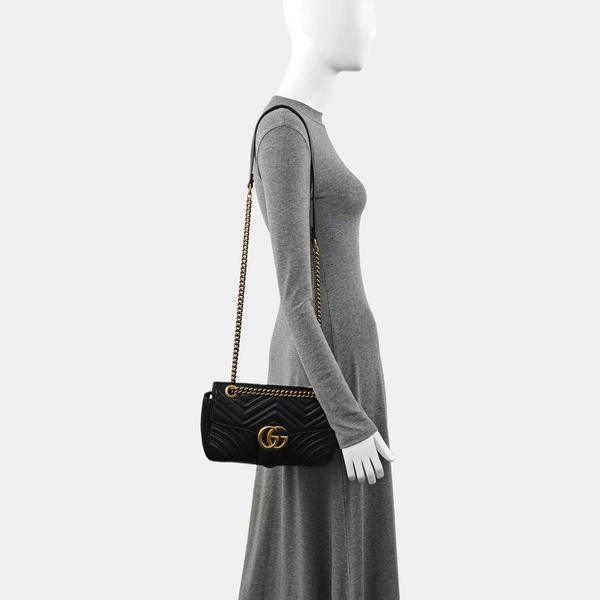 GG Marmont Medium Quilted Calfskin Black