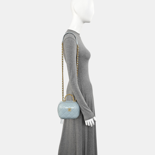 Quilted Lambskin Shoulder Bag Blue