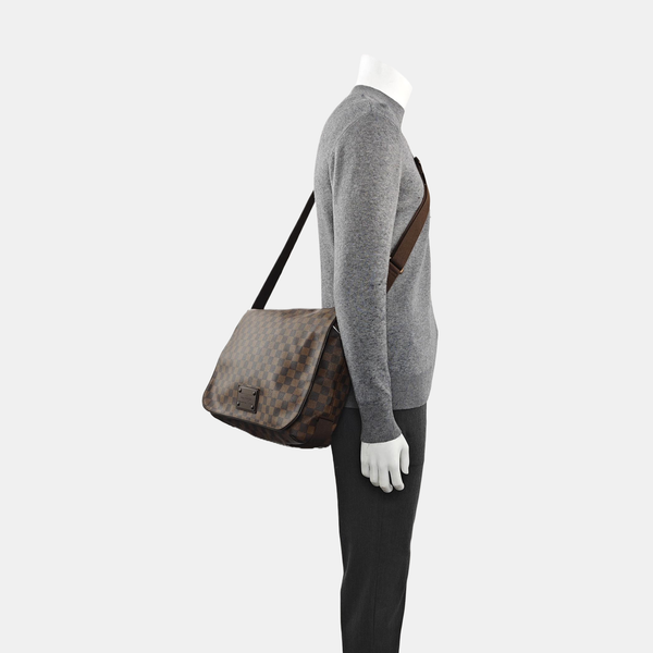 BROOKLYN MM Damier Ebene Coated Canvas Brown
