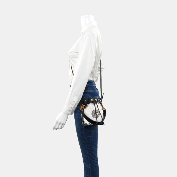 Authenticated pre-owned Mon Tresor Mini Fabric White - Bucket Bag at Looply
