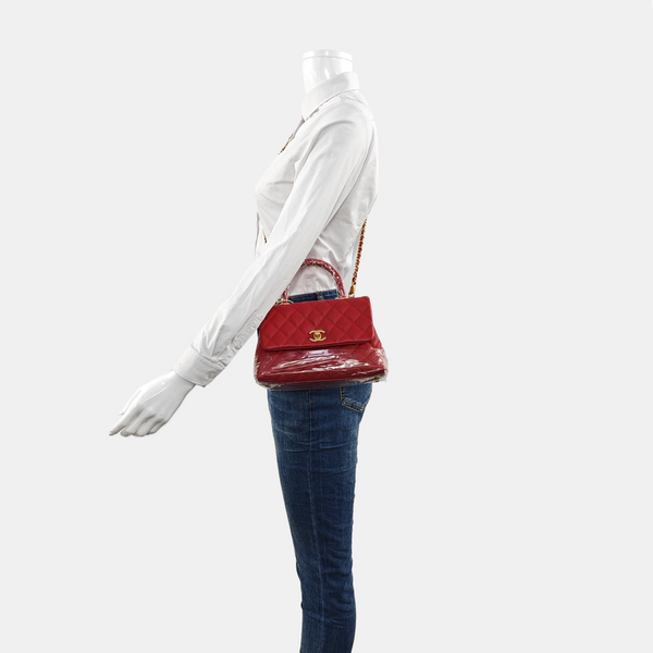 Authenticated pre-owned COCO HANDLE Small Quilted Grained Calfskin Red - Shoulder Bag at Looply
