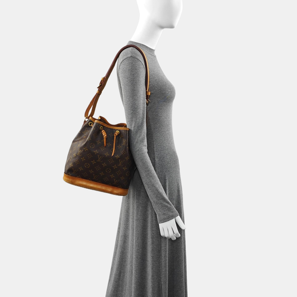 NOÉ MM Monogram Coated Canvas Brown