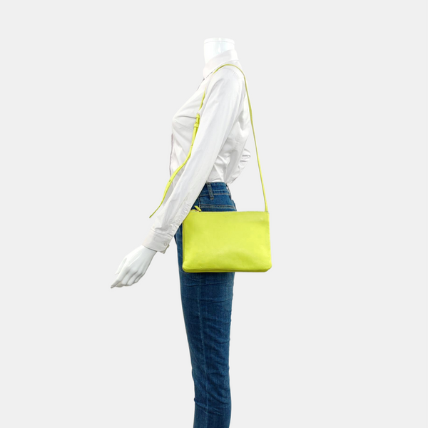 Authenticated pre-owned TRIO Lambskin Green - Shoulder Bag at Looply